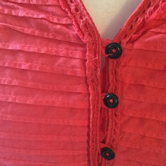 Eddie Bauer 3/4 sleeve , 1/4 button front t-shirt - Picture 3 of 5